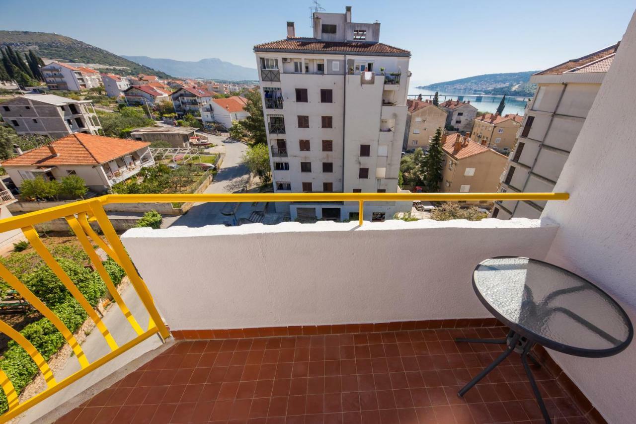 Apartment Tragurion Trogir Exterior photo