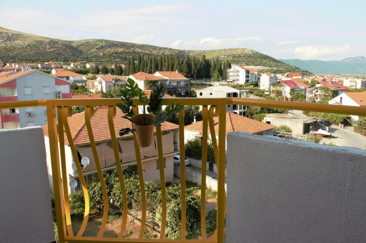 Apartment Tragurion Trogir Exterior photo